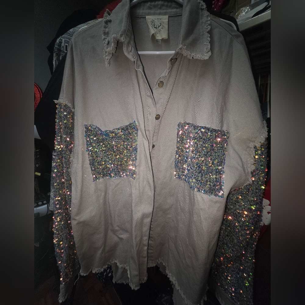Fantastic Fawn Light Gray Jacket - Picture 2 of 3